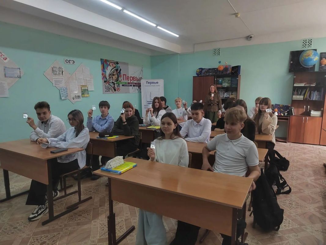 Сотрудники Госавтоинспекции Кемеровского муниципального округа встретились со школьниками Ясногорской школы Сотрудники Госавтоинспекции Кемеровского муниципального округа встретились со школьниками Ясногорской школы