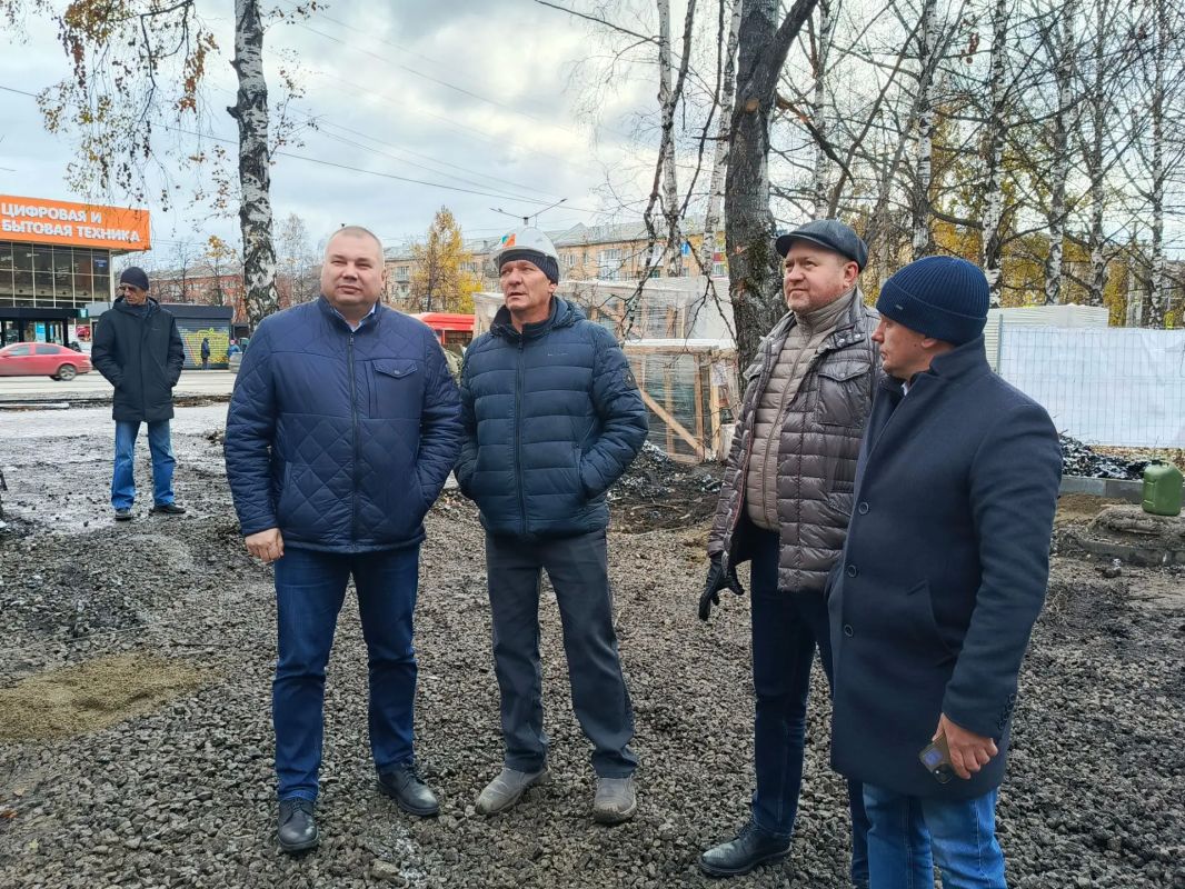 Уже видны осязаемые очертания будущего бегового центра!