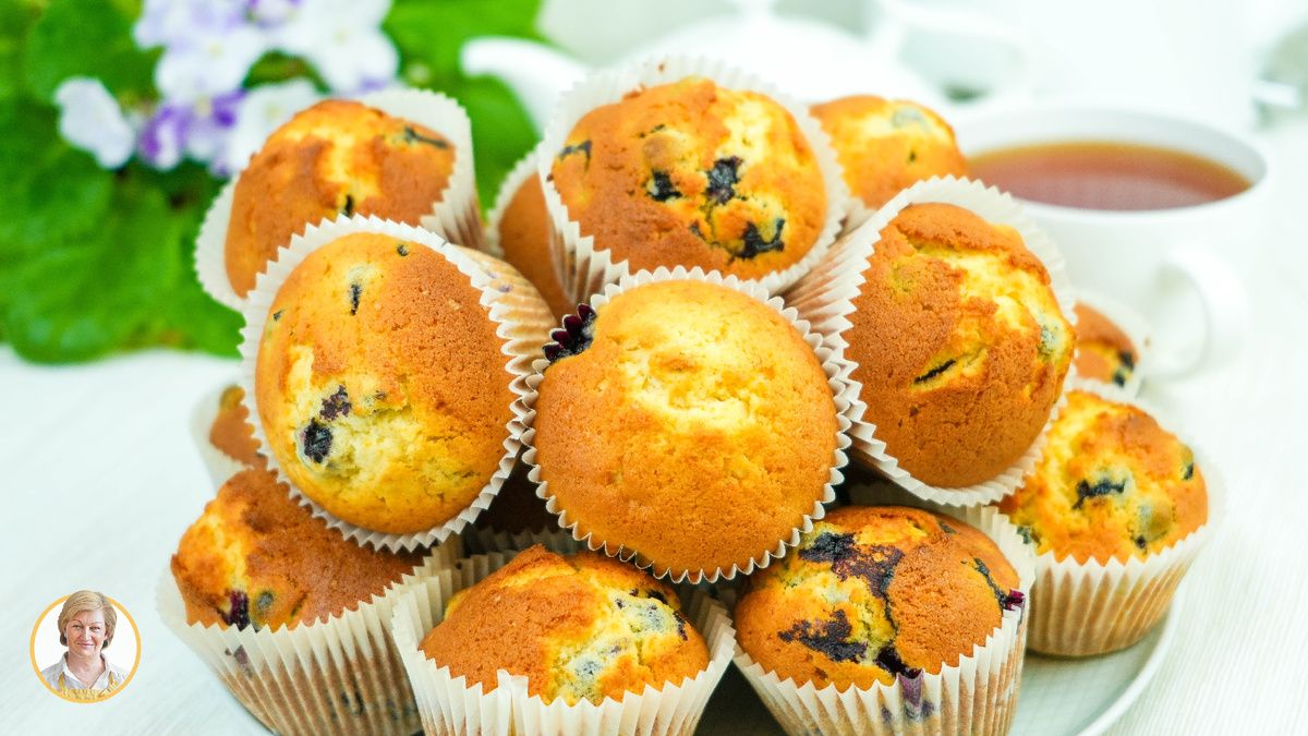 Кексы с черной смородиной: простой и вкусный рецепт