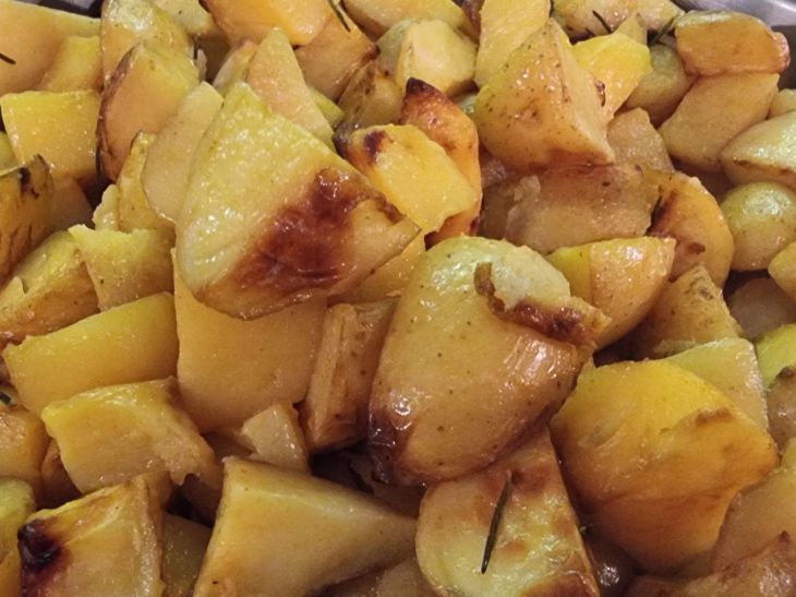 Жареная картошка будет вкусной и даже полезной: 3 секрета шеф-повара, которые превратят ее в суперфуд