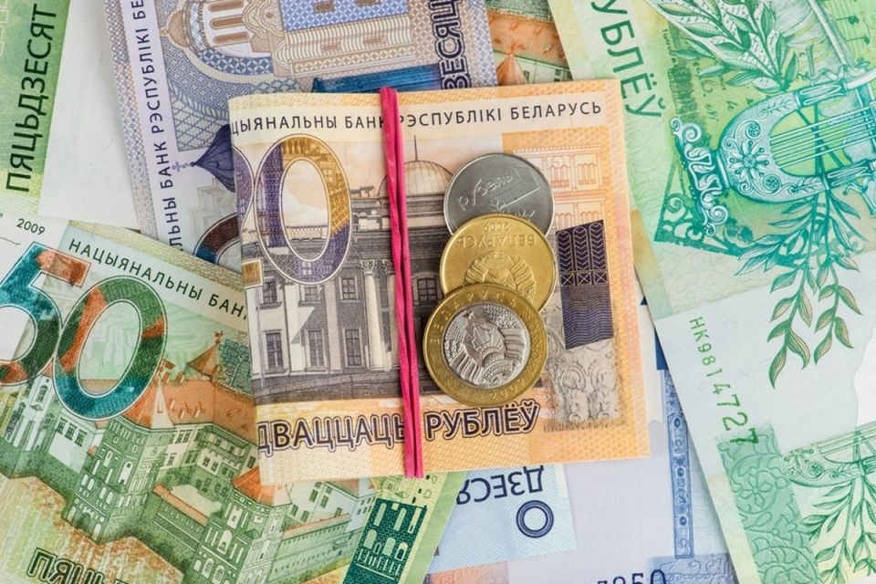 Минимальный взнос в ФСЗН: что нужно знать самозанятым белорусам для получения трудового стажа