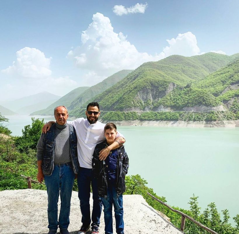 Как папа формирует будущее: важность отцовской любви в современном мире