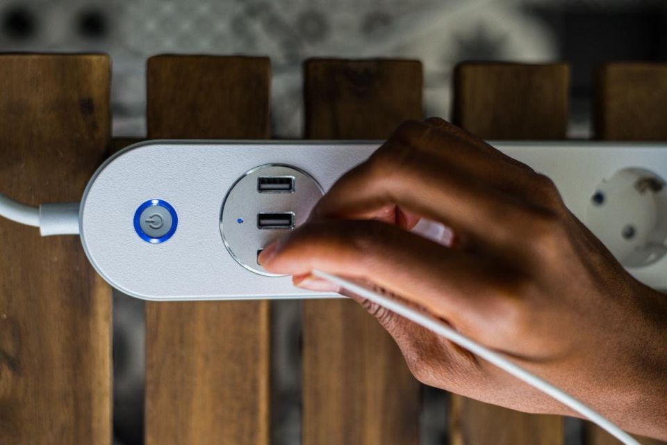 Как приборы из розетки могут увеличить ваши счета за электроэнергию