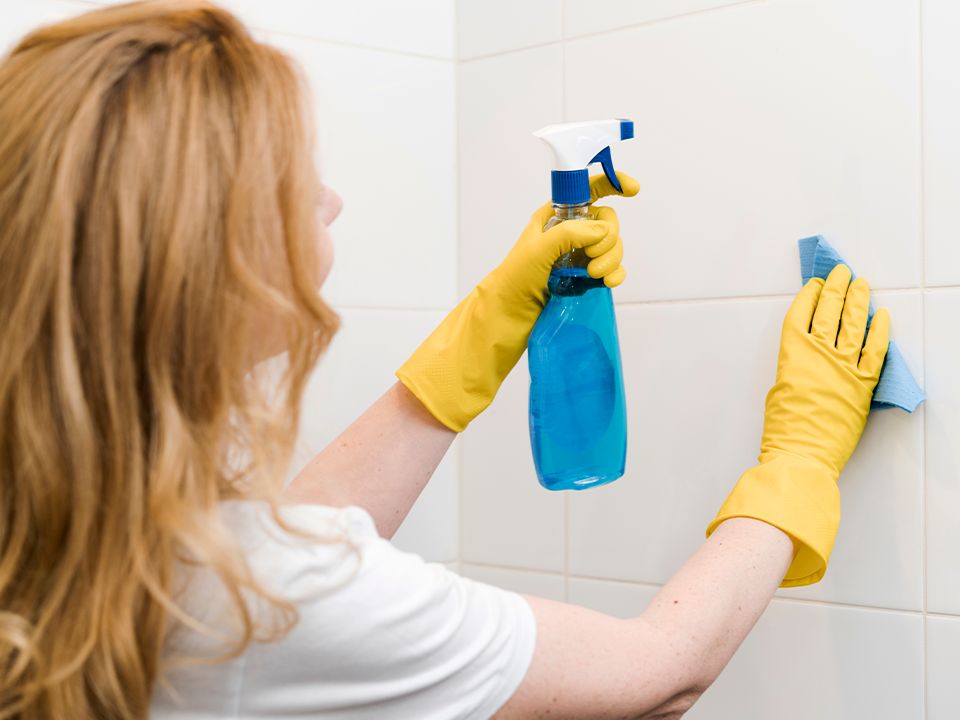 Как избежать плесени в ванной: советы от эксперта